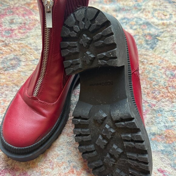 🔥 BCBG Generation Red Zip Combat Boots – Size 7M / 37.5 (NWOT) - Picture 3 of 8